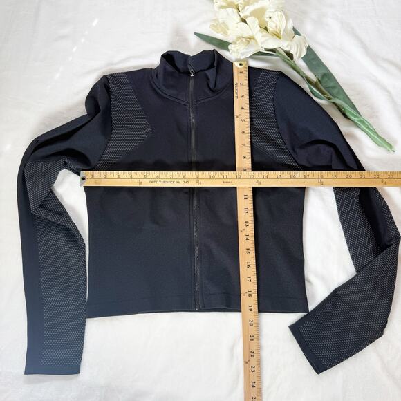 Fabletics Demi Lovato Maddie Midi Jacket Size Large Black Zip‑Up Athletic Top - Picture 15 of 15